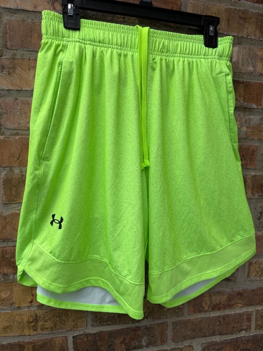 Under Armour UA Men's Athletic Shorts Size Medium